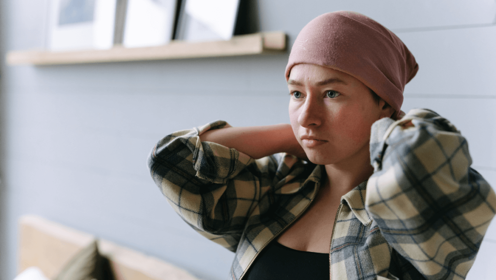 Persona es sobreviviente de cáncer